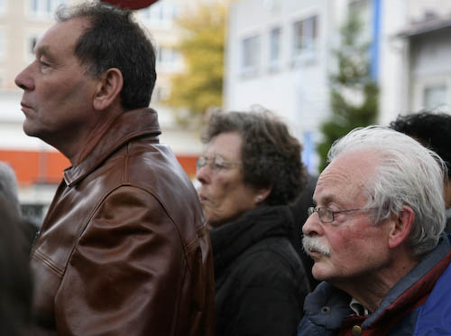 Herdenking bij het Kindermonument