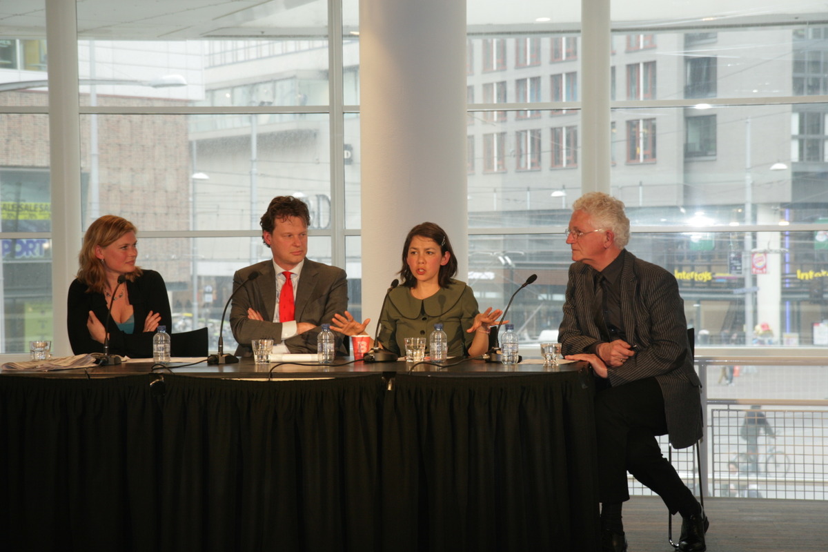 themadebat Centrale Bibliotheek 16-03-2012 - 004