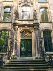 Tijdelijk gebouw Eerste Kamer (Foto gemaakt door Kevin Bergenhenegouwen)